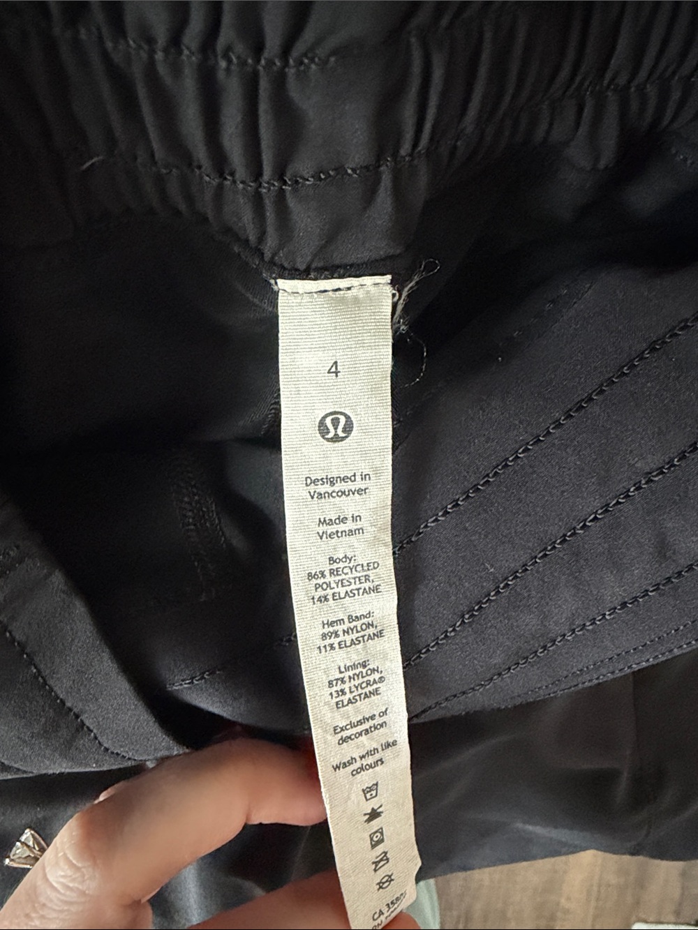 Lululemon Women’s Black Athletic Skort - Picture 3 of 3